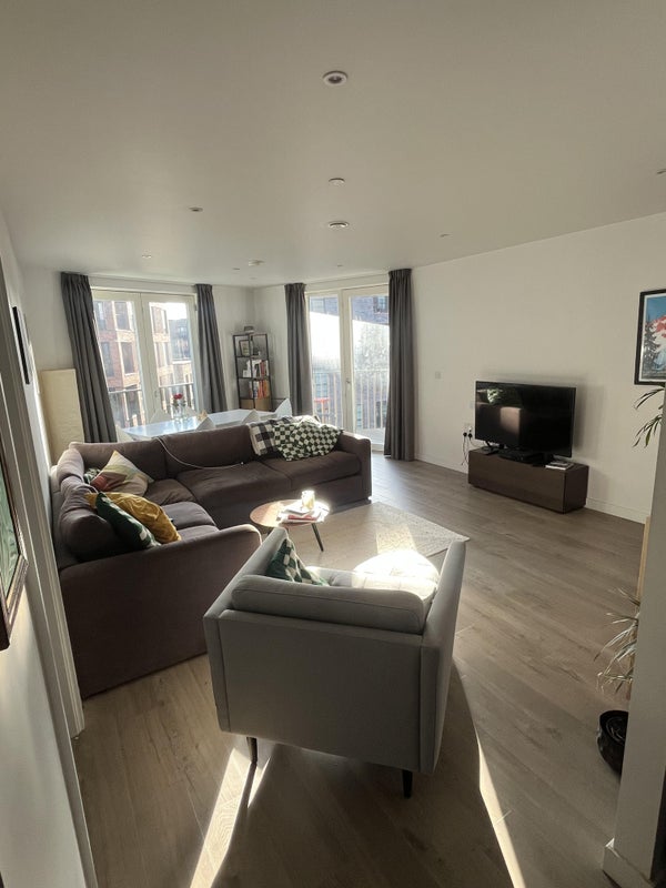 Photo 1: Shared living room