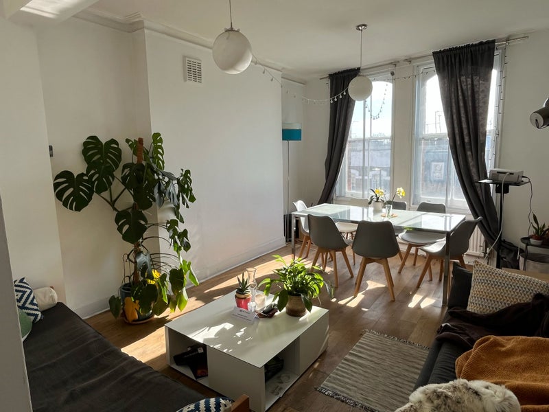 Photo 1: Living room (shared)