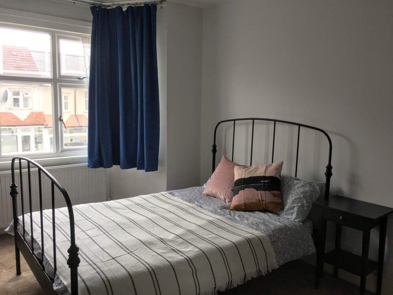 Photo 1: Bedroom view 1