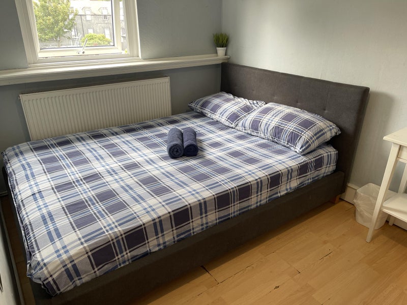 Photo 1: Bedroom N.1 