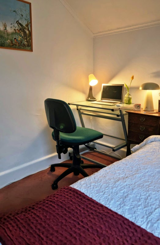 Photo 1: Desk and work station