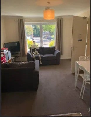 Photo 1: living room