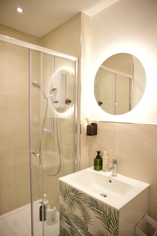 Photo 1: Private bathroom