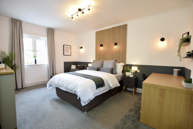 Photo 1: Available from 16th February, £890pcm