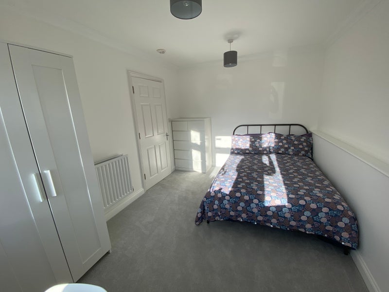 Photo 1: Large double room