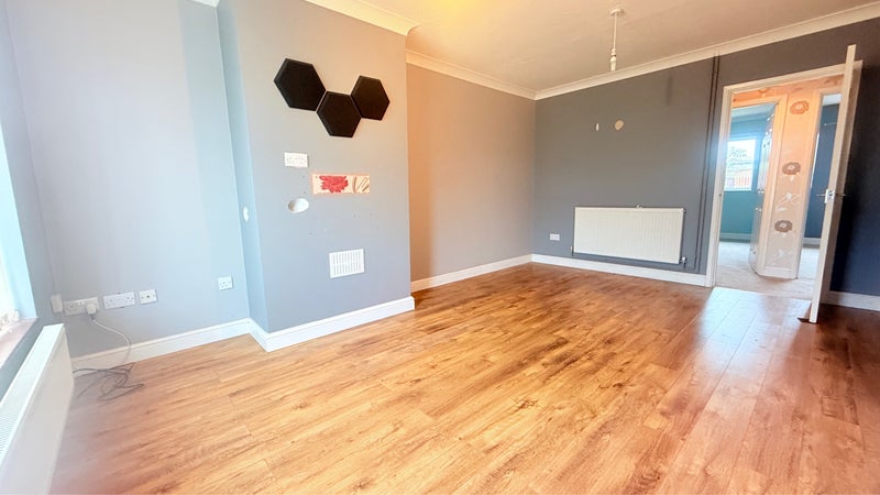 Photo 1: LOUNGE/DINER