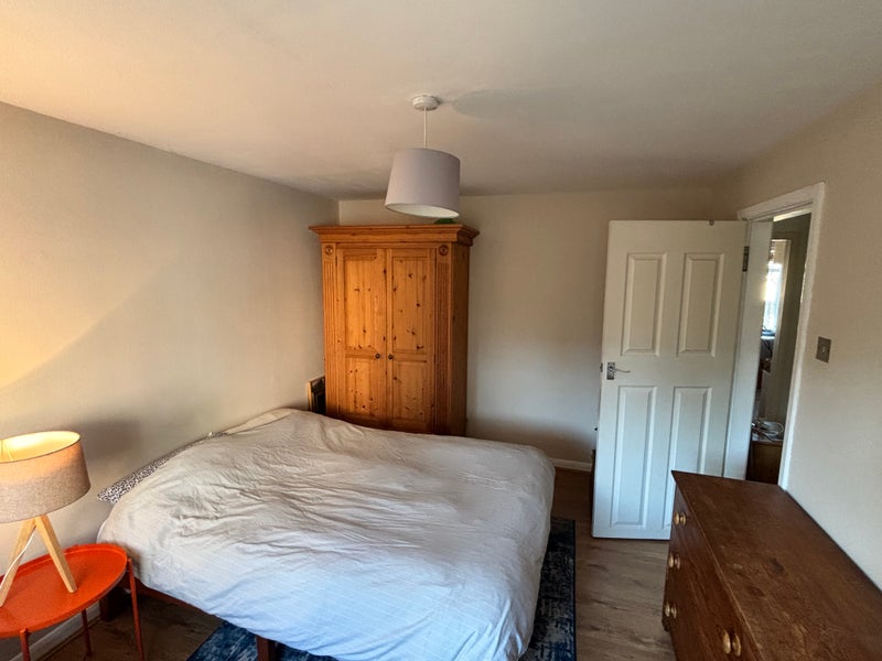 Photo 1: Room for let