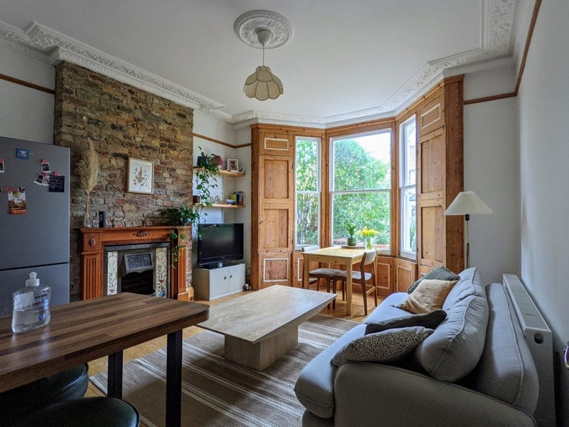 Photo 1: Living room