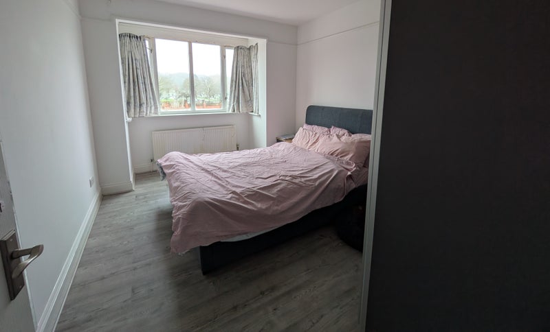 Photo 1: Double Bedroom