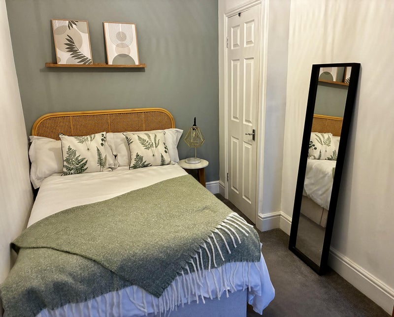 Photo 1: Fully Furnished