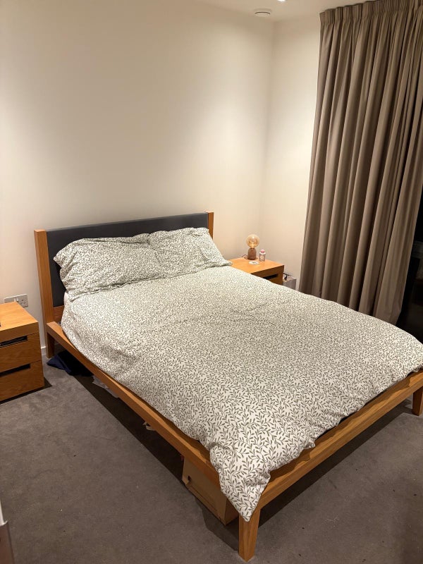 Photo 1: Available room (bedroom 3 on floor plan)