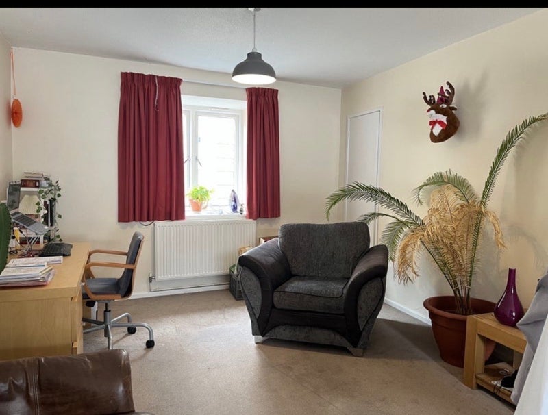 Photo 1: Living room