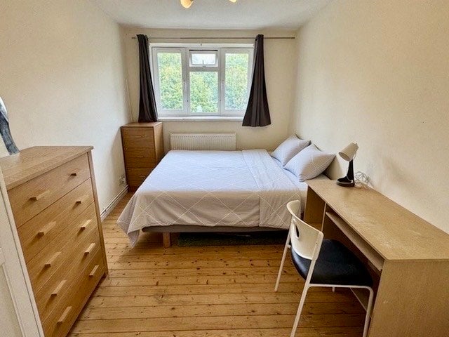 Photo 1: Room 1 £975