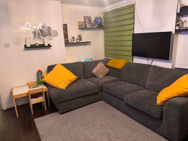 Photo 1: Living Room