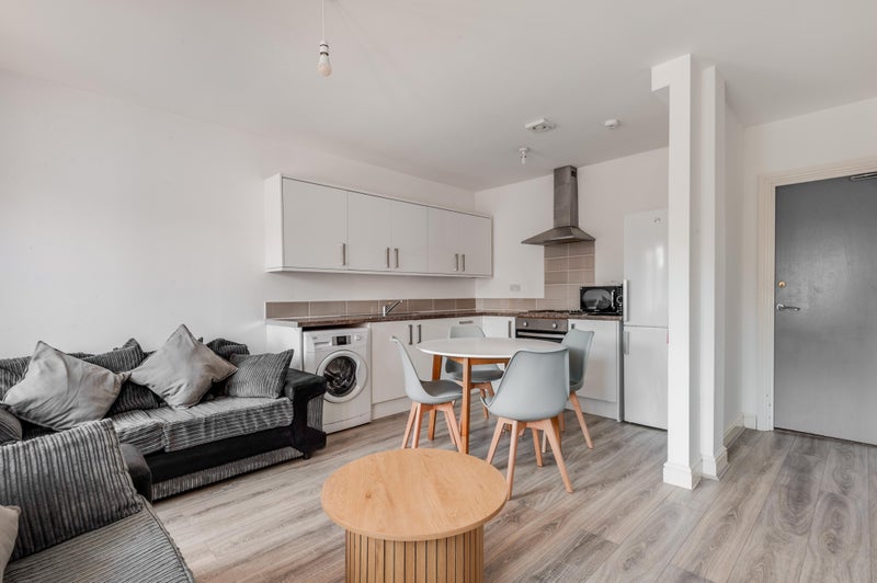 Photo 1: Lounge & Kitchen