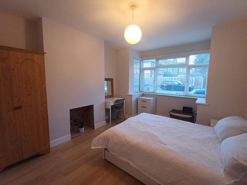 Photo 1: Bedroom full picture