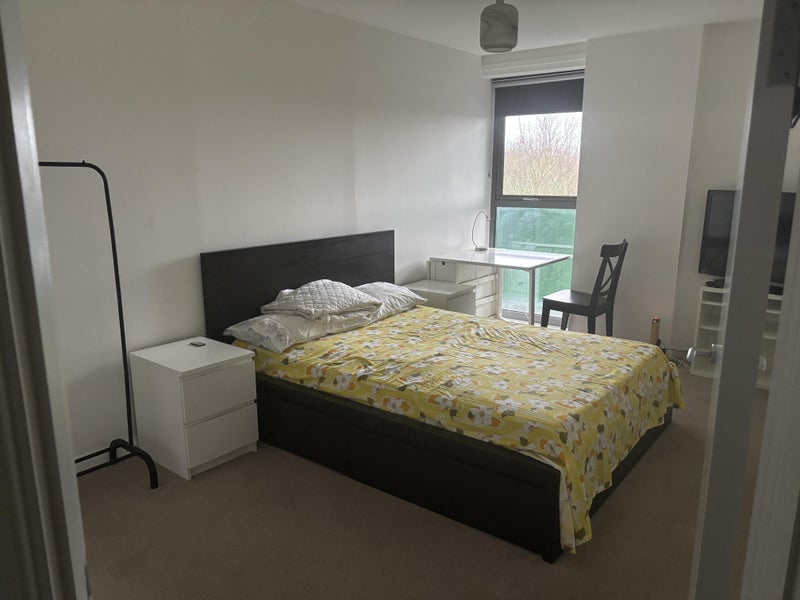 Photo 1: Large Double