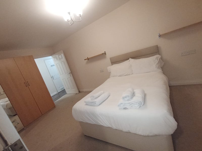 Photo 1: Master Bedroom