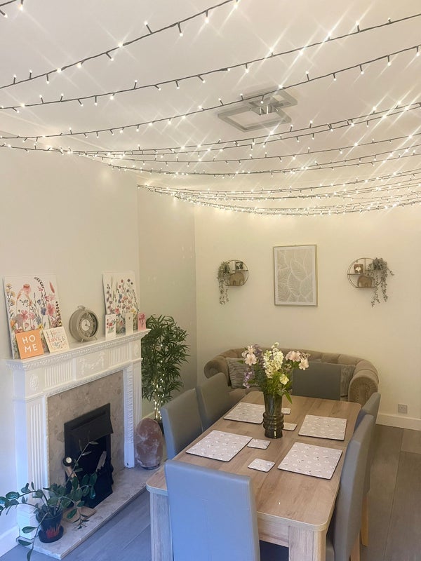 Photo 1: Dining Room - shared area