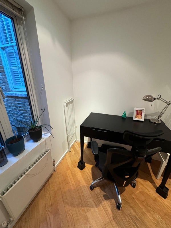 Photo 1: Private study