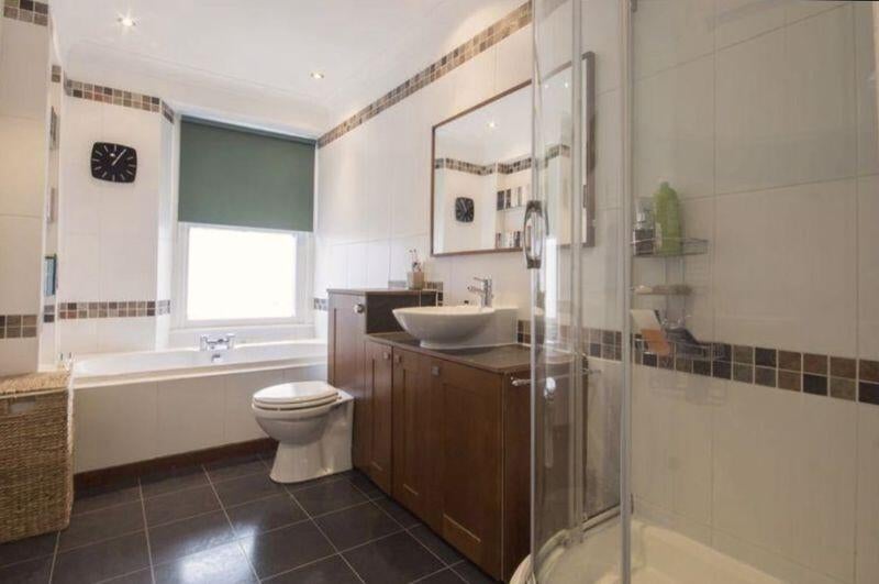 Apartment in Newport, St. Woolos, Stow Hill - More