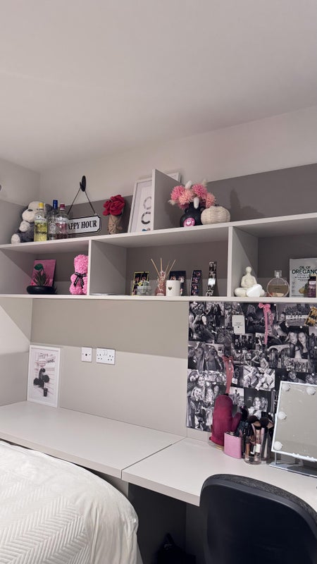 Photo 1: Huge desk space and shelves with more lift up storage