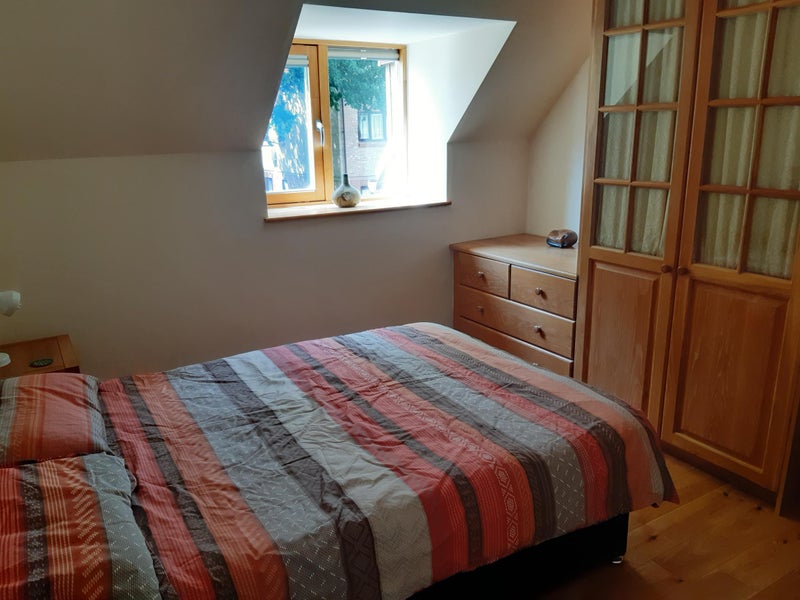 Photo 1: Room available to rent.