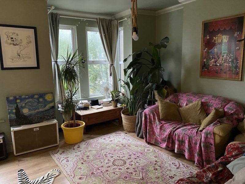 Photo 1: Reading Room House #7