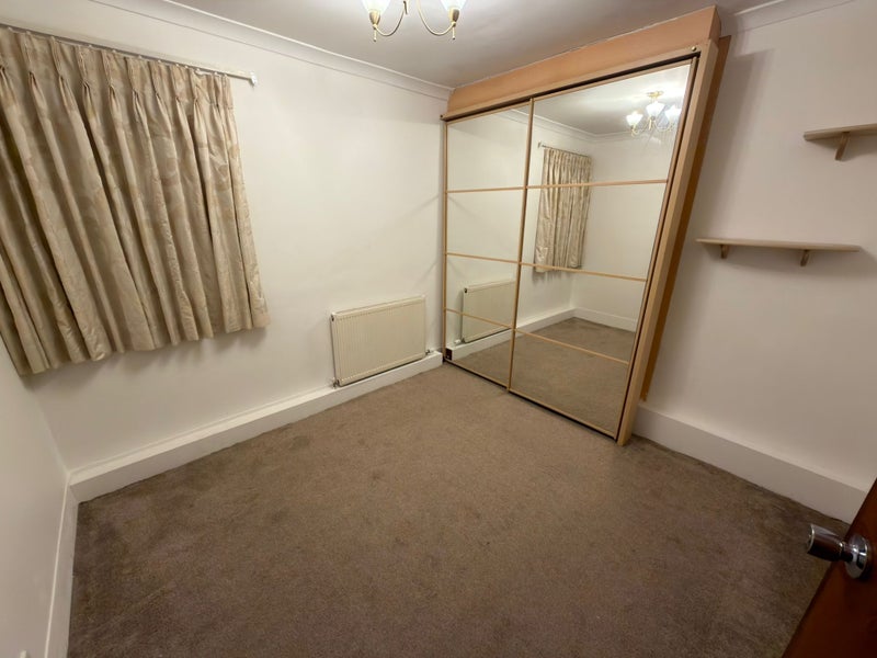 Photo 1: Bedroom available