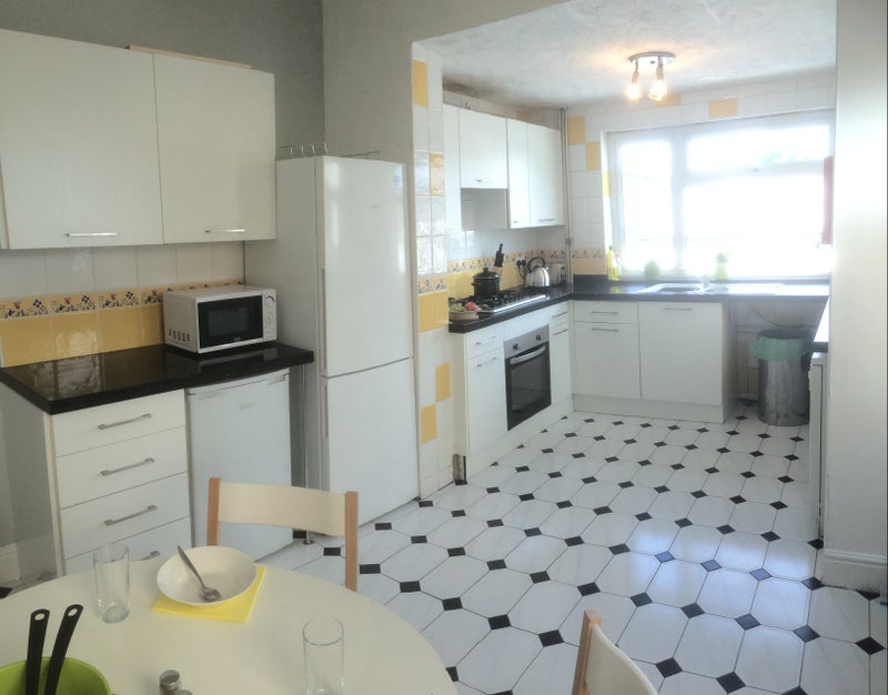 Photo 1: large kitchen diner