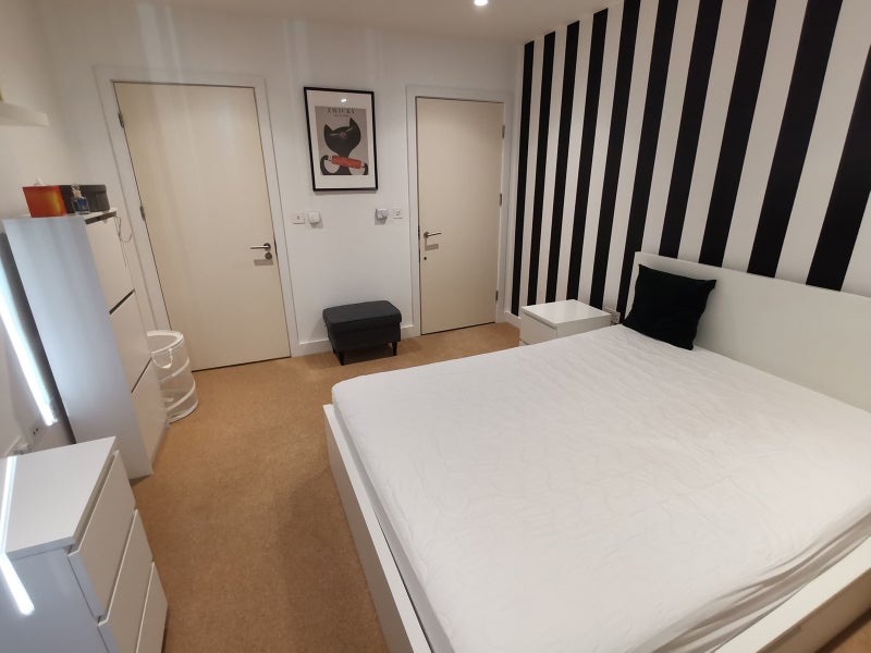 Photo 1: King Size bed. IKEA. Spacious room.