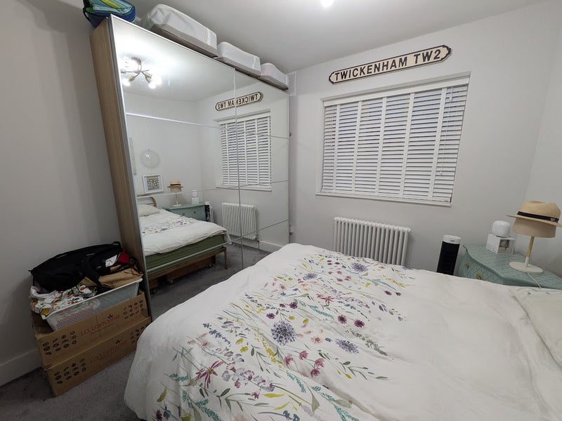 Photo 1: Kingsize double bed and large wardrobe