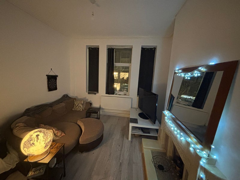 Photo 1: Living room