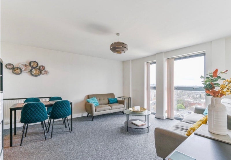 Photo 1: Living Room with amazing views