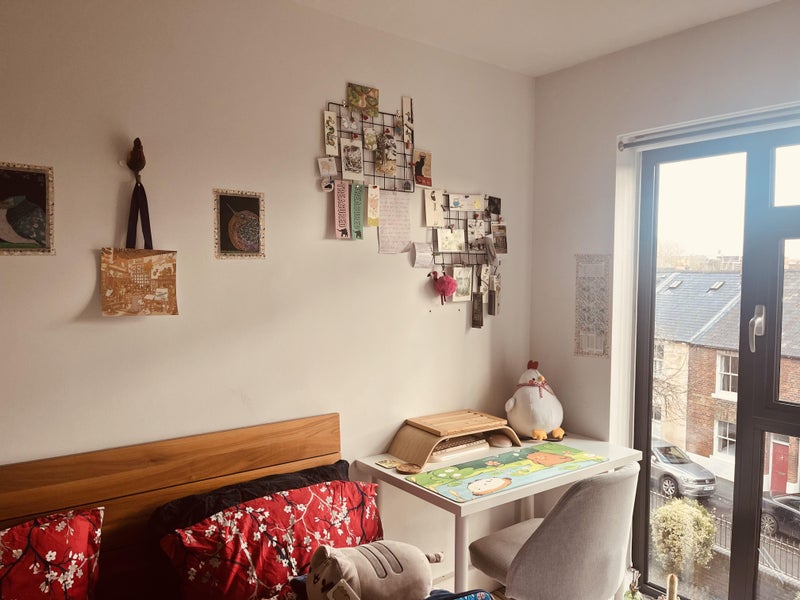 Photo 1: Bedroom, table, window