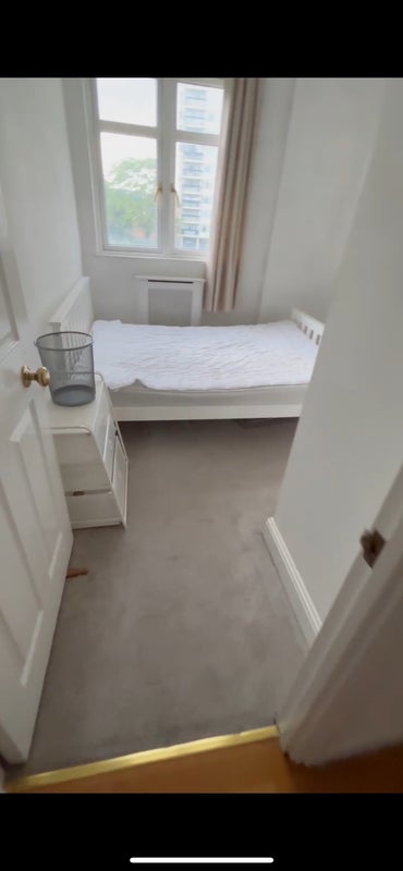 Photo 1: Your bedroom (1 of 3 bedrooms in the flat)