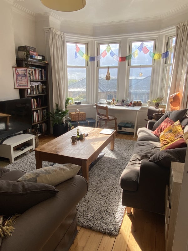 Photo 1: Living room