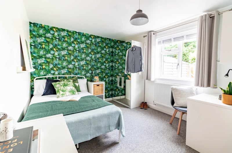 Photo 1: Room 3 - Ground floor, rear of the property, single occupancy ONLY