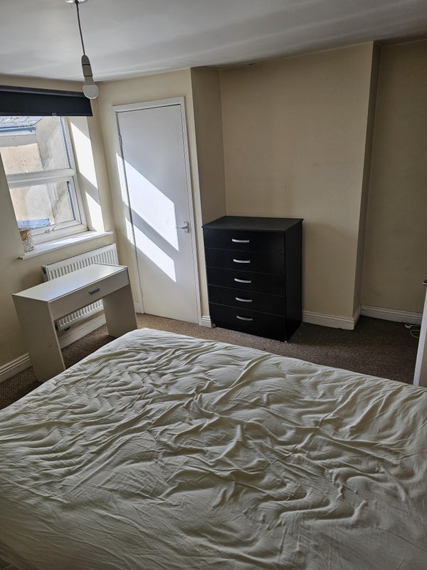 Photo 1: The spare room