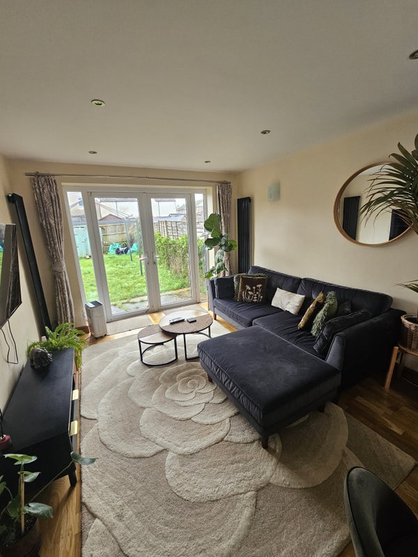 Photo 1: Living room