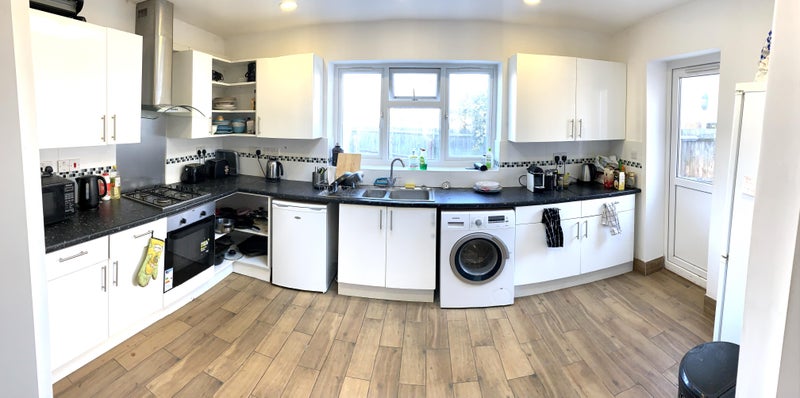 Photo 1: Large kitchen