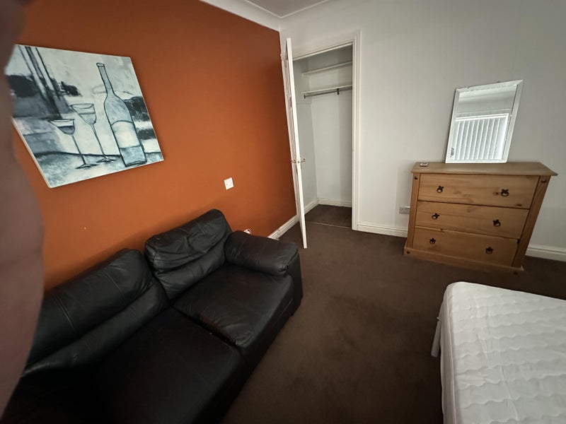 Photo 1: window to wall view, very spacious, very peaceful, lovely housemates.