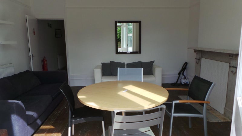 Photo 1: Common Area