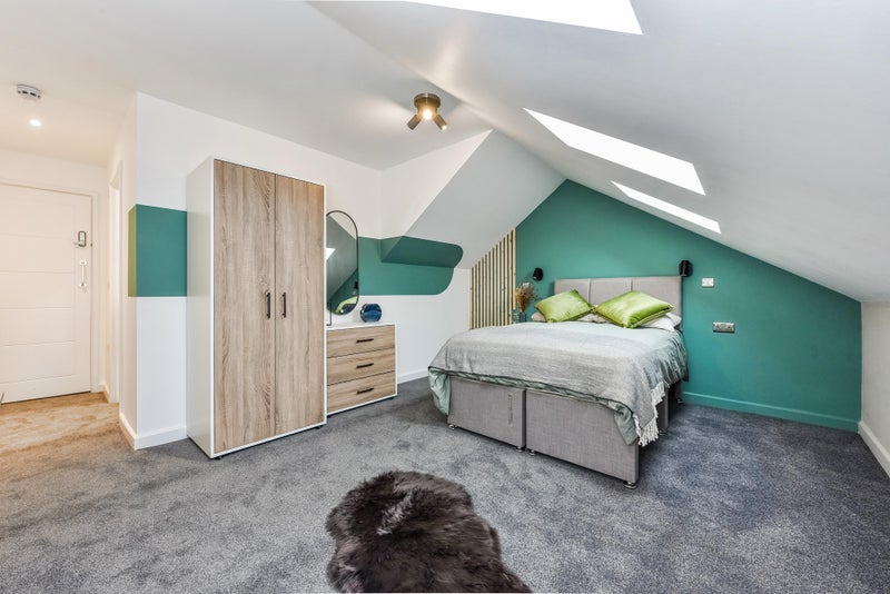 Photo 1: Room 7 w/ Ensuite