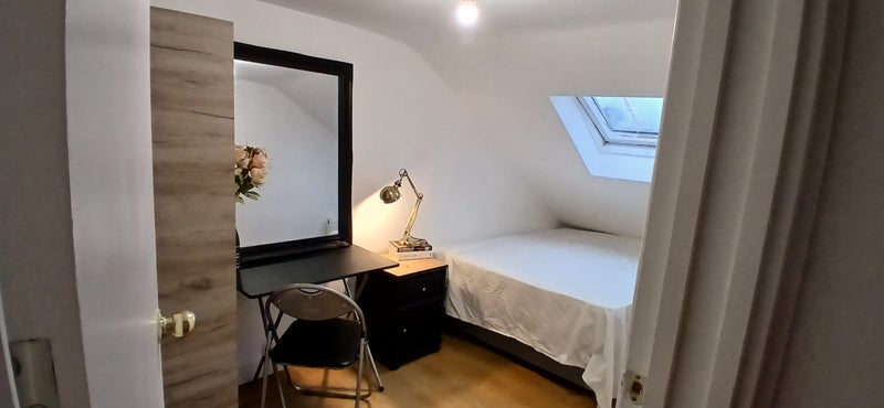 Photo 1: Double room 