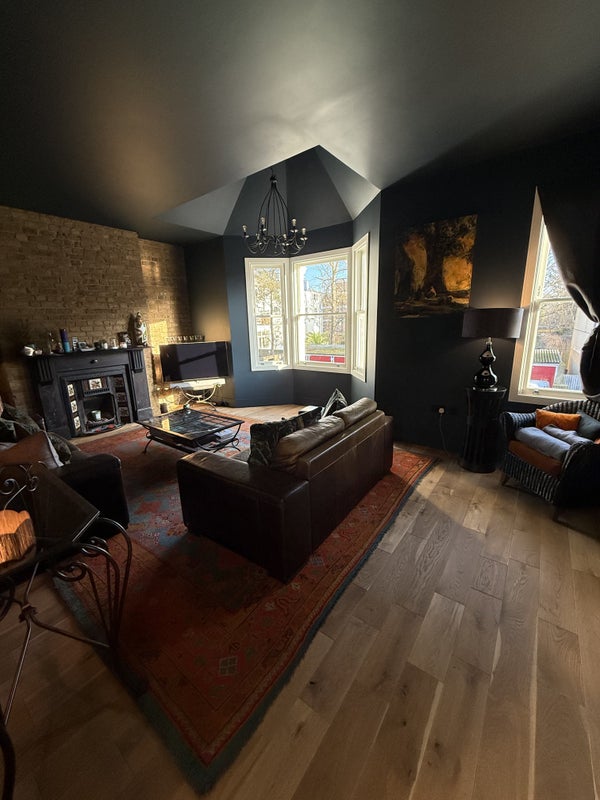 Photo 1: Shared Living room 