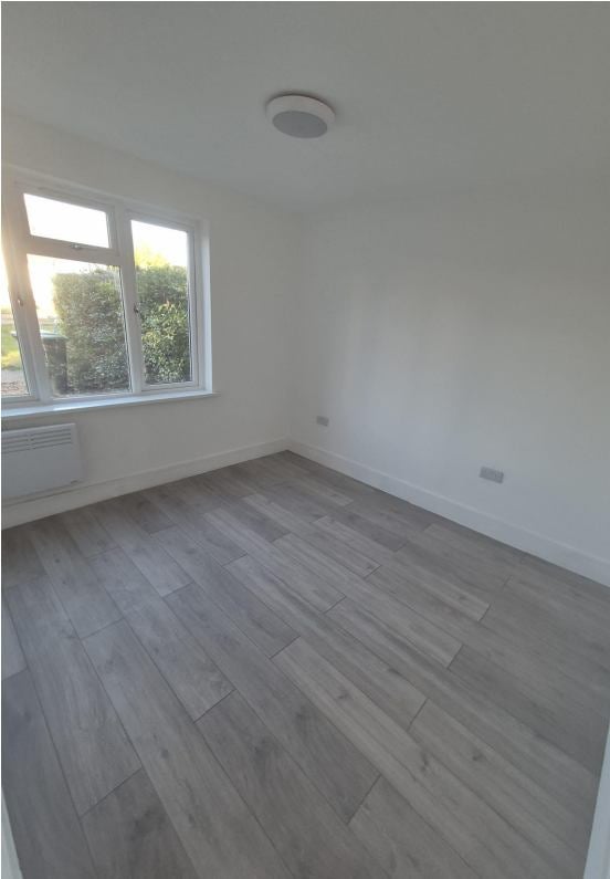 Photo 1: Living Space