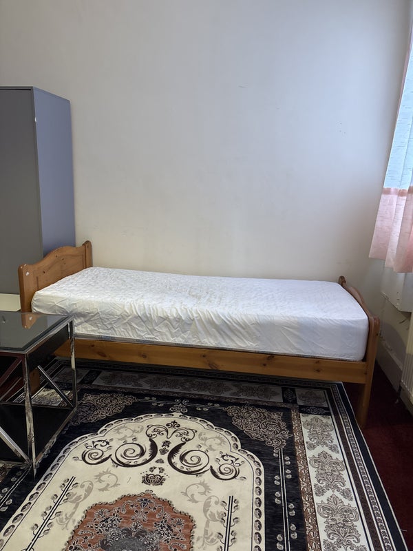 Photo 1: Double room and single room 