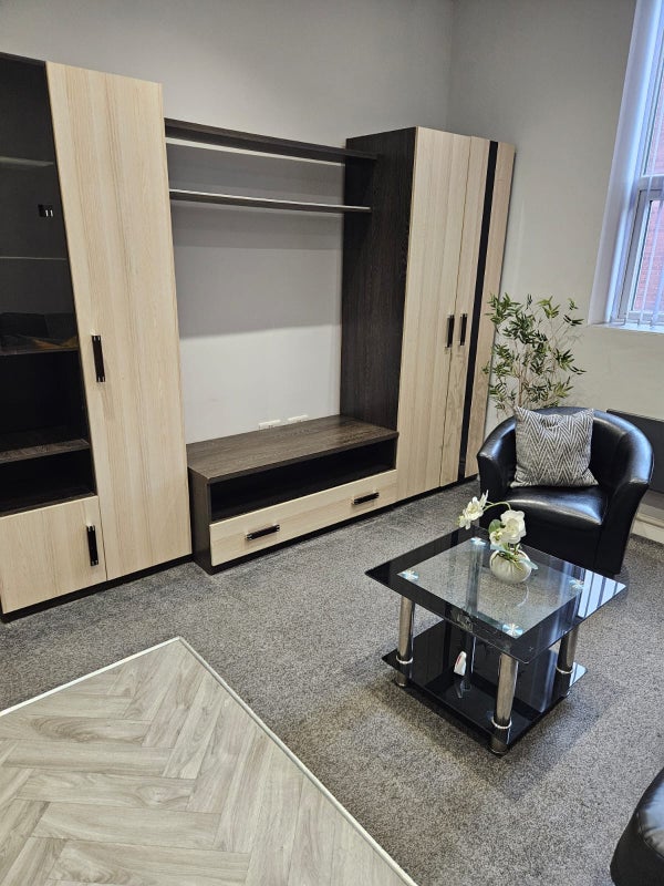 Photo 1: Beautiful Living Room