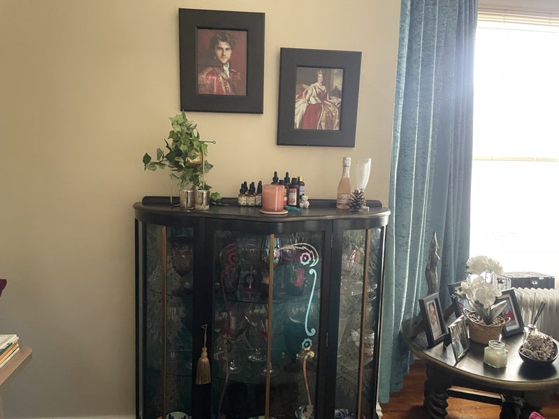 Photo 1: Living room